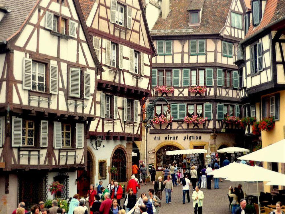 Fast Hotel Colmar Houssen Eksteriør billede